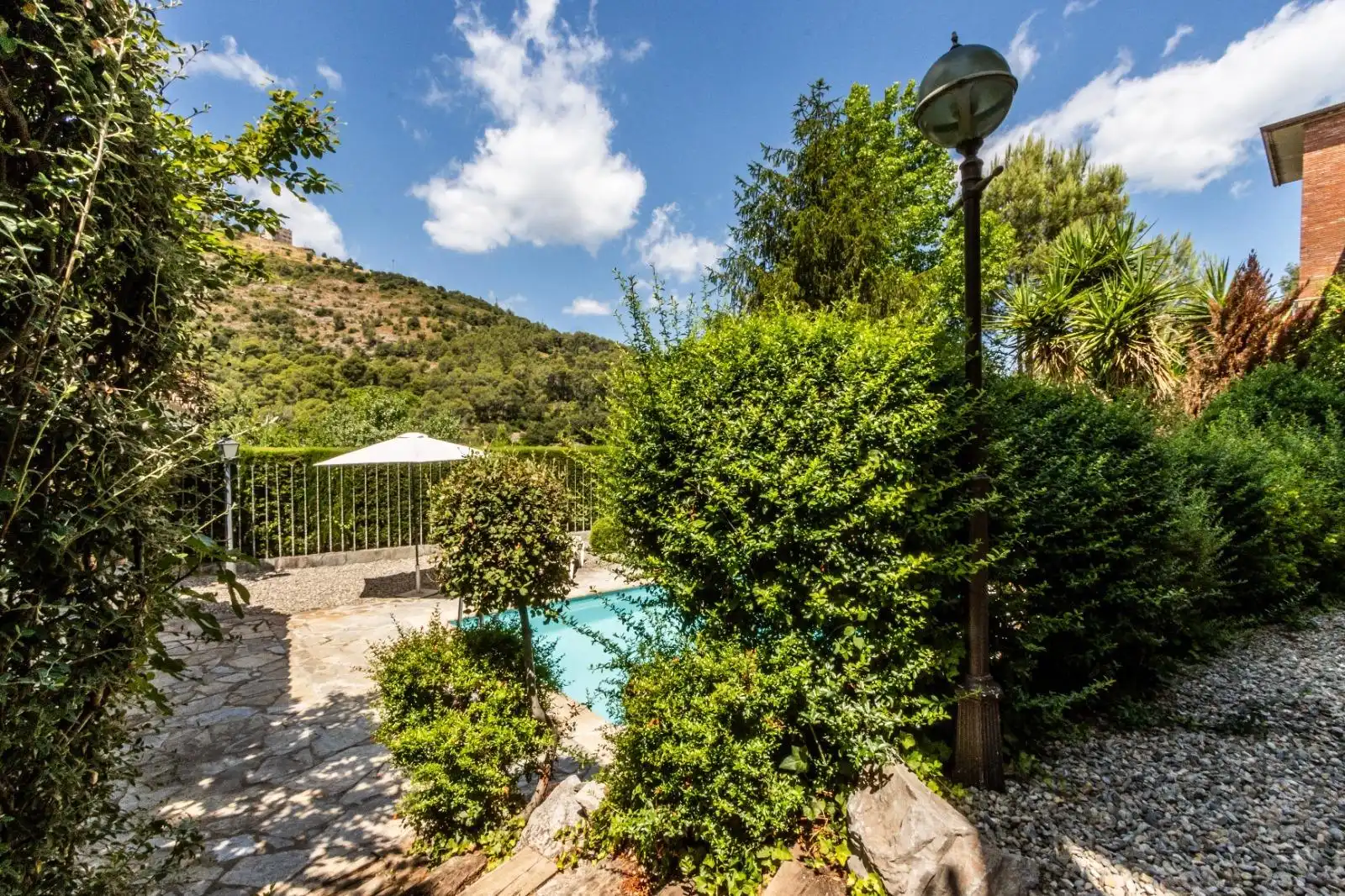 Houses for sale in Airesol
