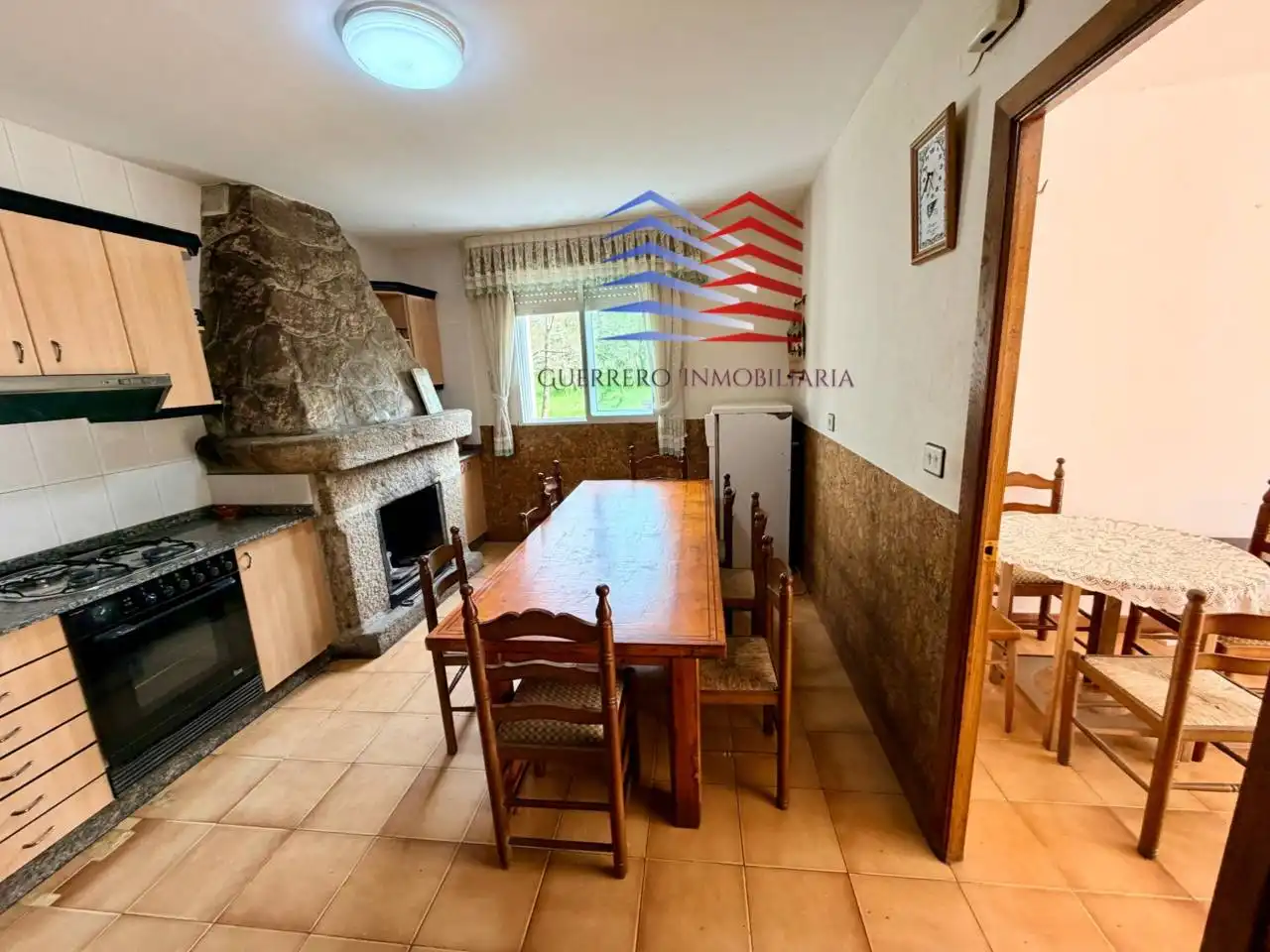 Menjador de Casa o xalet de lloguer en San Cibrao das Viñas amb Calefacció, Terrassa i Moblat