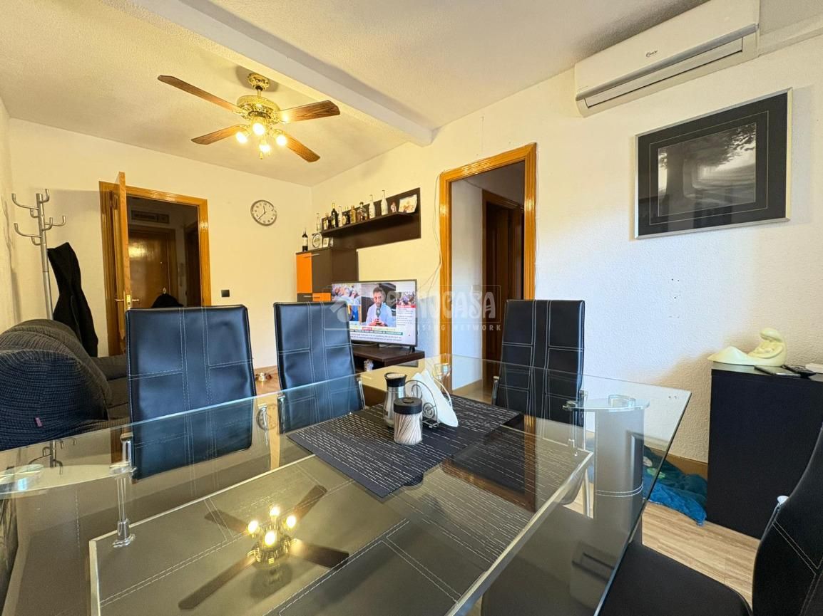 Menjador de Pis en venda en Getafe amb Terrassa