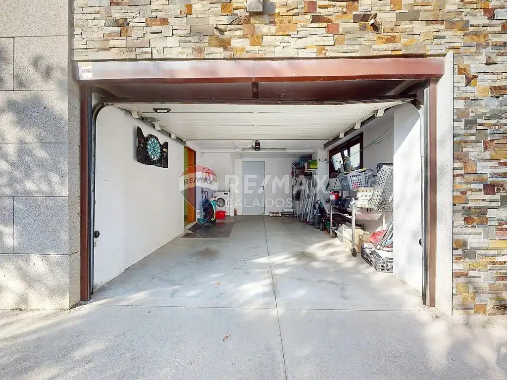 Houses for sale in Vigo   with Heating, Private garden and Parquet flooring