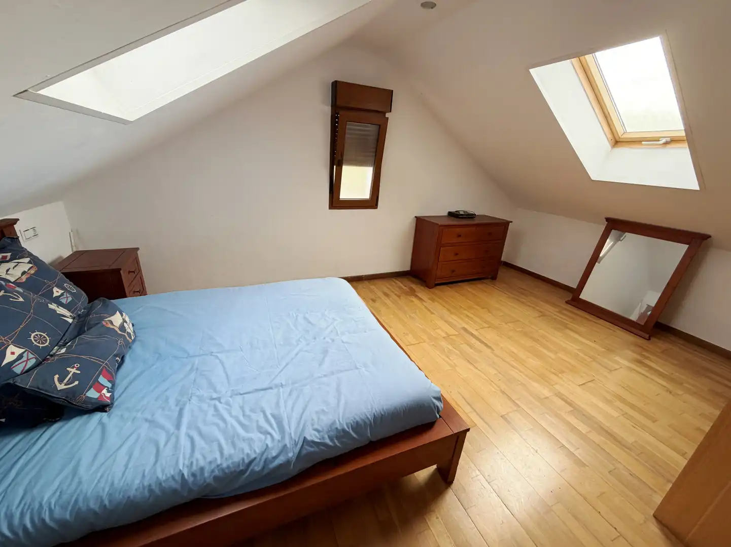 Habitación de Casa o chalet en venta en Avilés con Calefacción, Jardín privado y Terraza