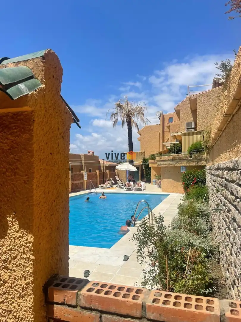 Piscina de Casa o chalet en venta en Estepona con Aire acondicionado, Jardín privado y Terraza