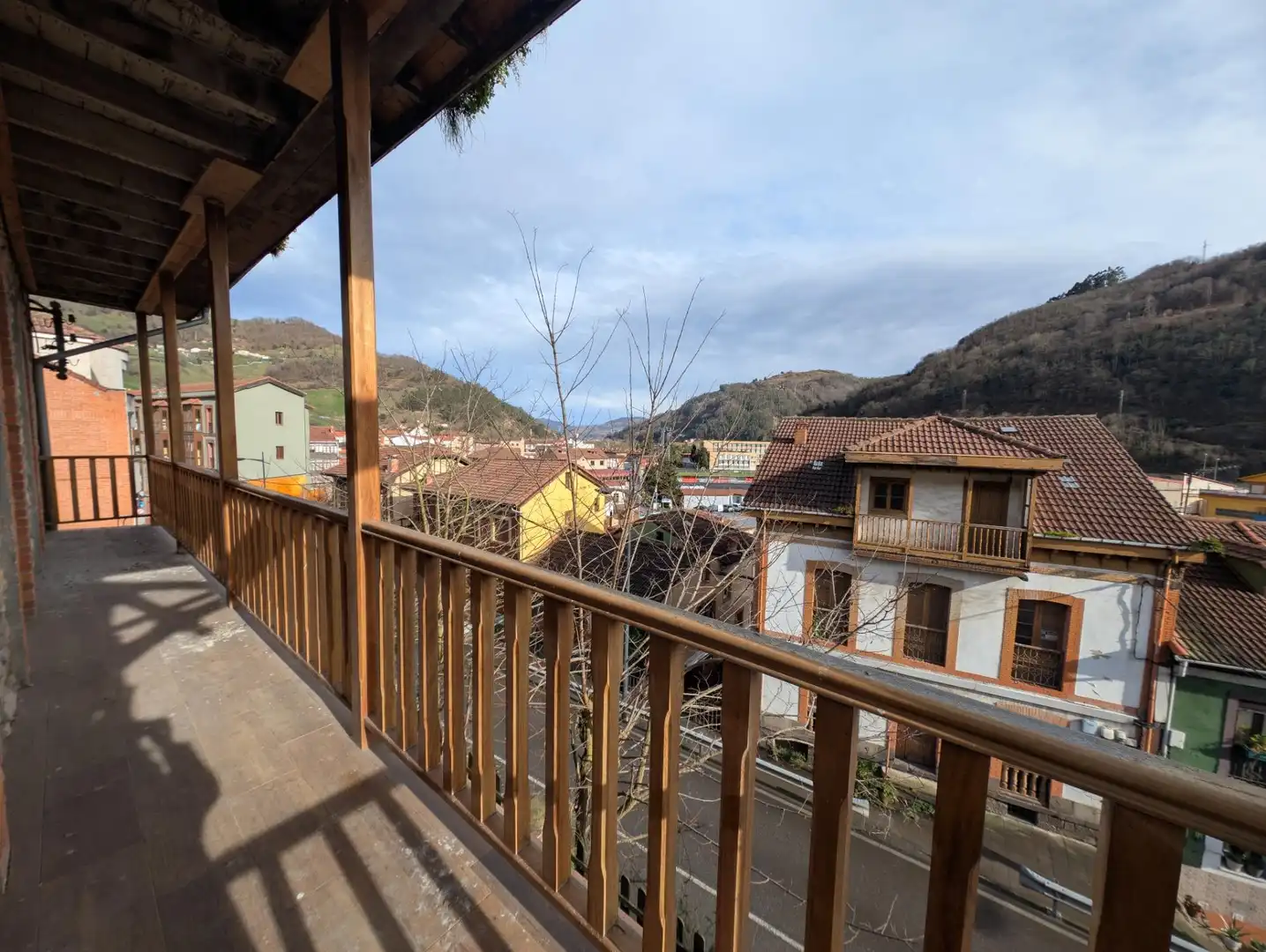 Terraza de Casa o chalet en venta en Mieres (Asturias) con Terraza, Trastero y Balcón