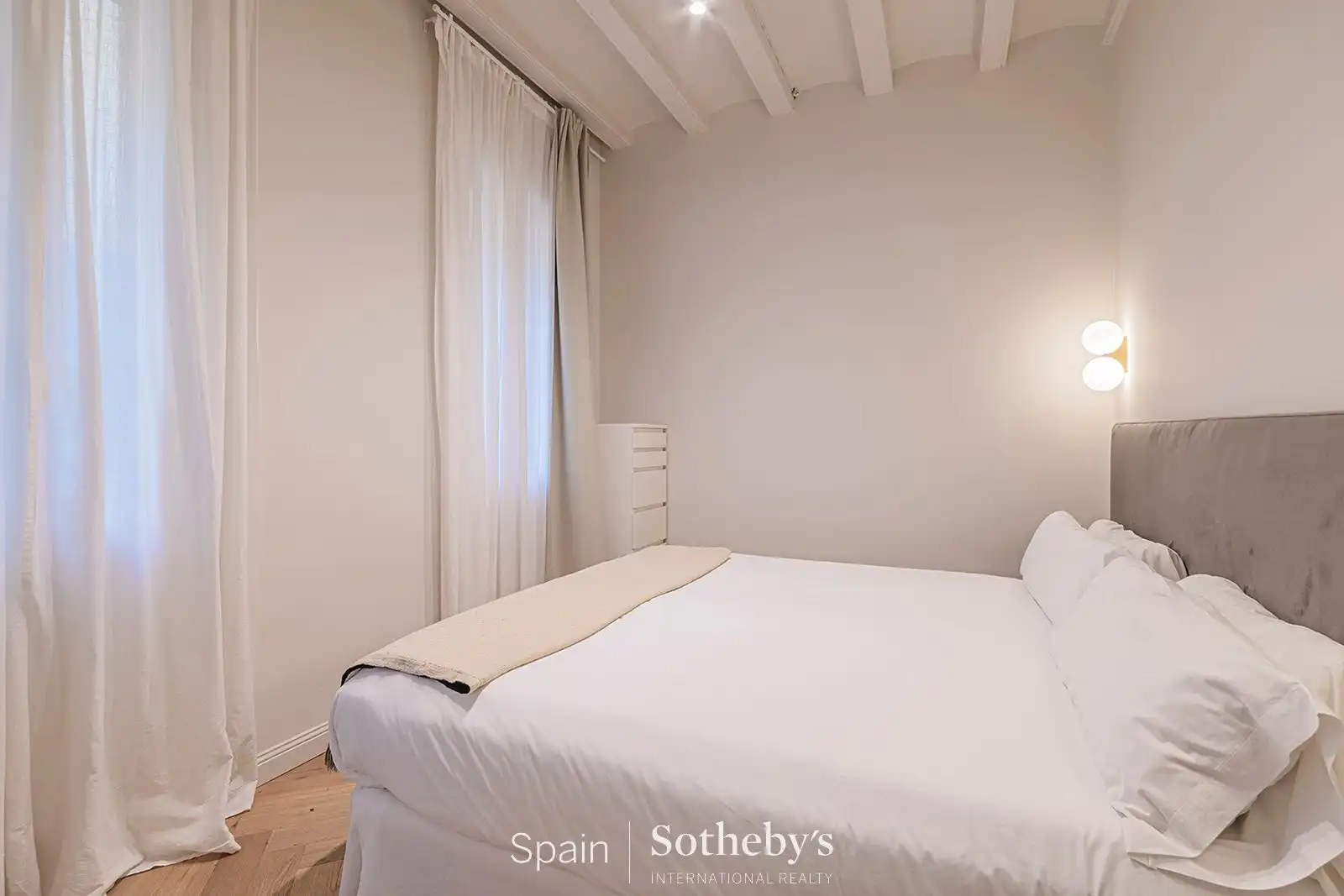 Apartamento con piscina en venta en Passeig Isabel II, imagen 26