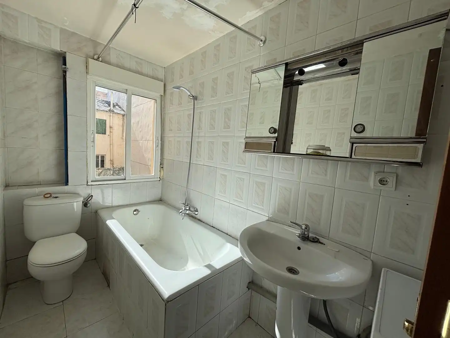 Baño de Piso en venta en Ponferrada con Calefacción