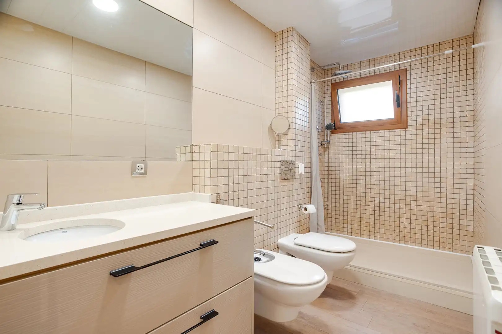 Baño de Piso en venta en Can Franquesa