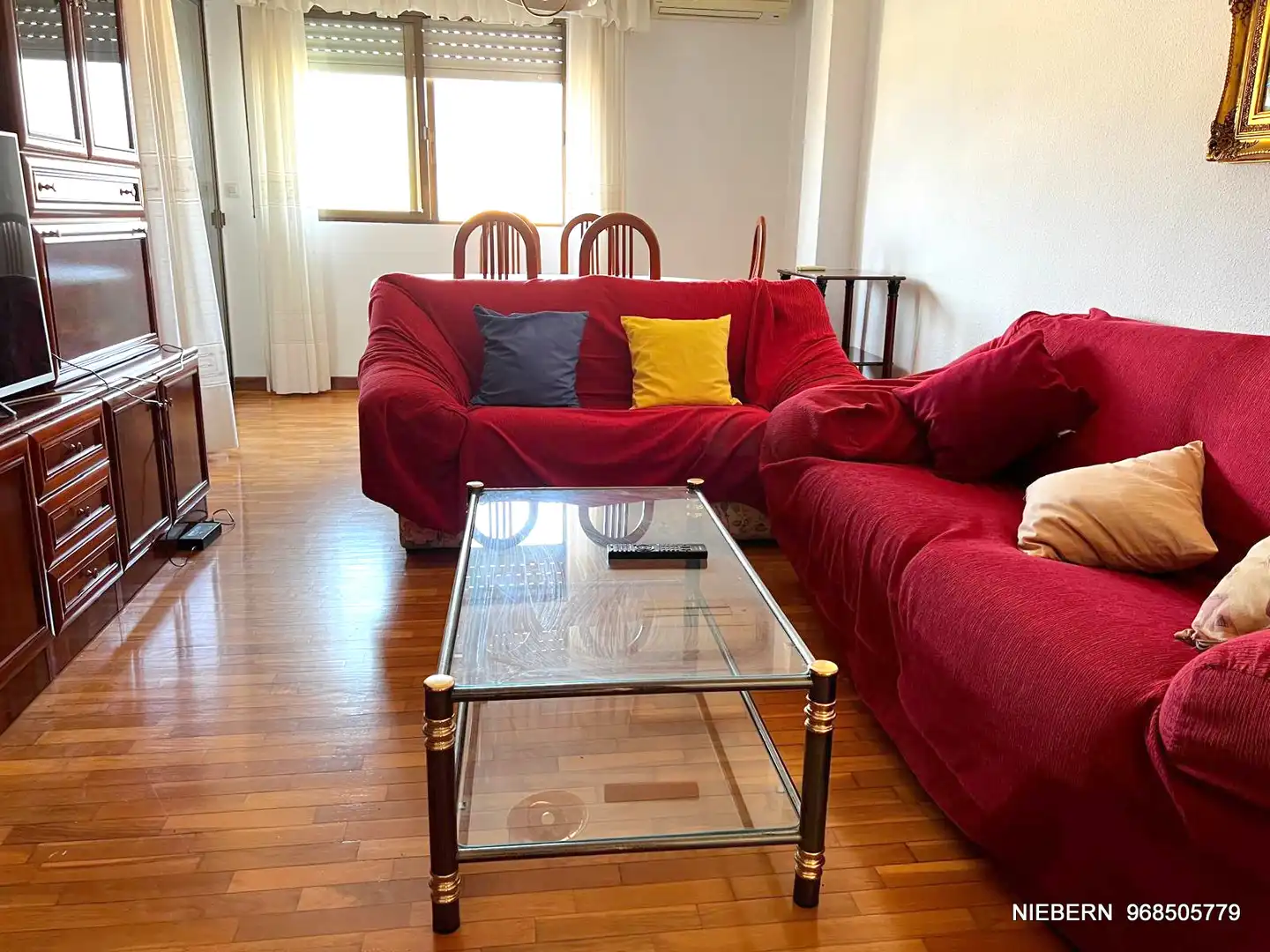 Appartamento con terrazza in affitto a Calle Doctor Luis Calandre 18, imagen 17