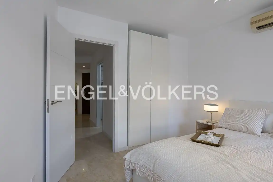 Wohnung zur Miete in Valencia mit Klimaanlage, Heizung und Möbliert