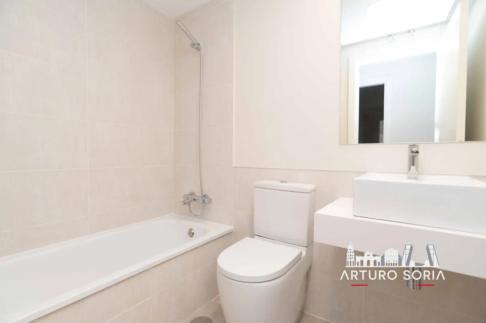 Flat with pool to rent in Calle de Arturo Soria 125, imagen 29