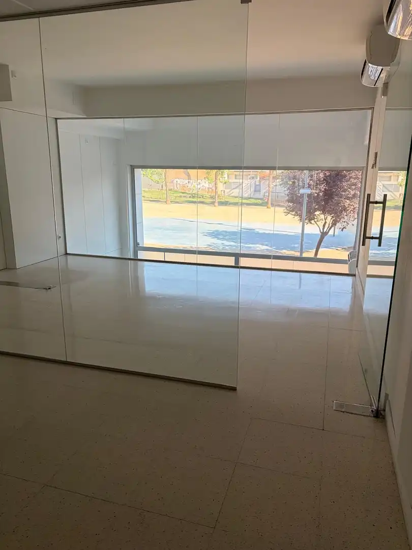 Locale commerciale in vendita a Centre - Sant Oleguer, imagen 7