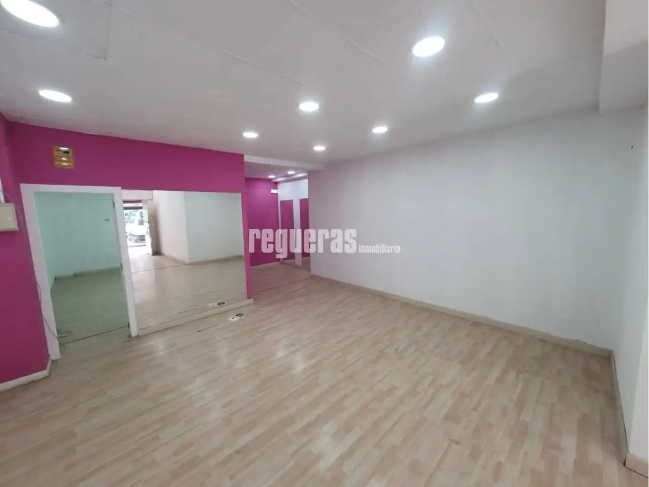 Business premises to rent in Ramiro I, imagen 4