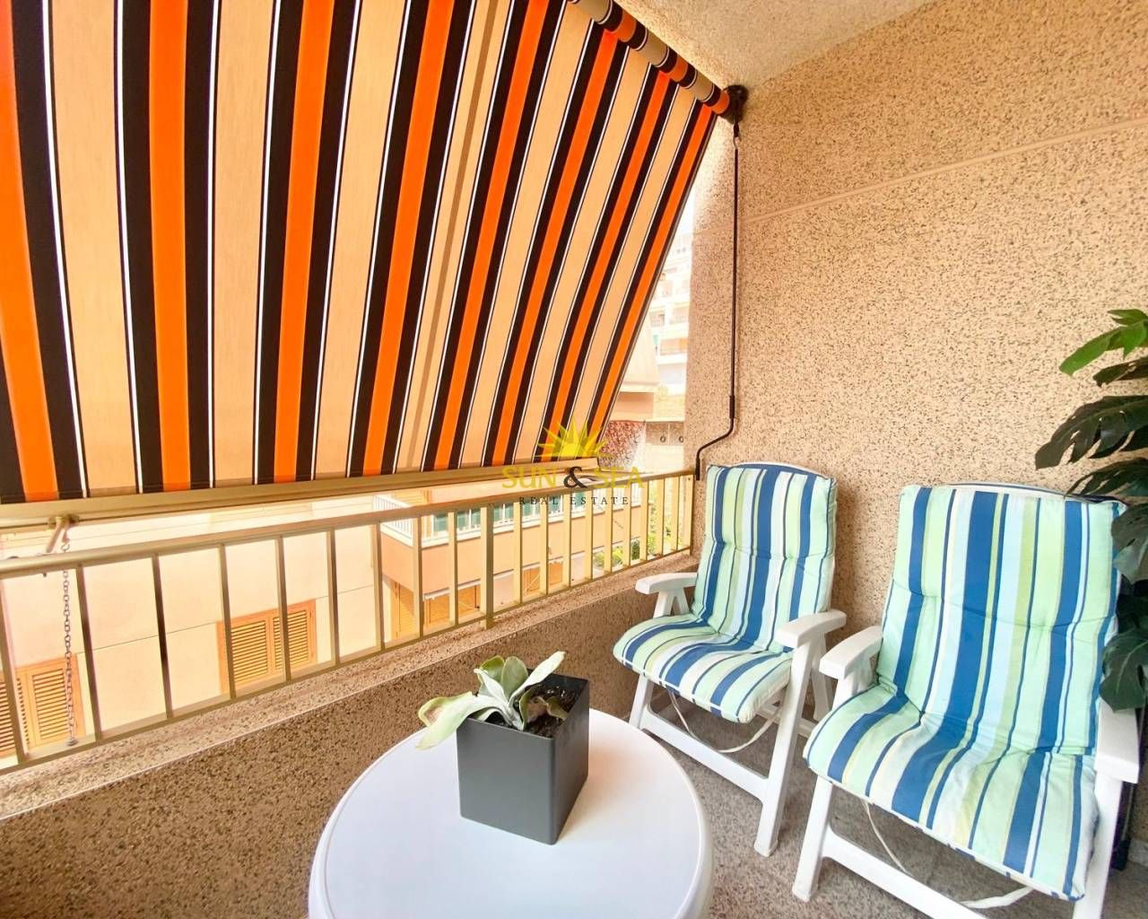 Terrassa de Apartament de lloguer en Santa Pola amb Aire condicionat, Calefacció i Terrassa