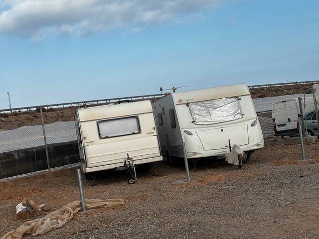 Garaje en Alquiler en Diseminado Loma del Molino, 22 en Carretera Mojonera – Cortijos de Marín