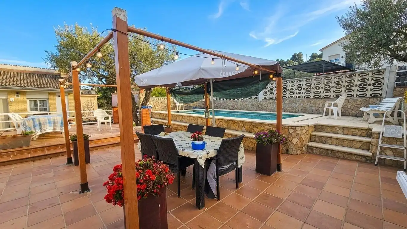 Terraza de Casa o chalet en venta en Esparreguera con Calefacción, Jardín privado y Terraza