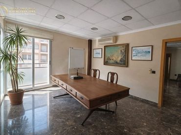Pis amb ascensor en venda a VALDÉS