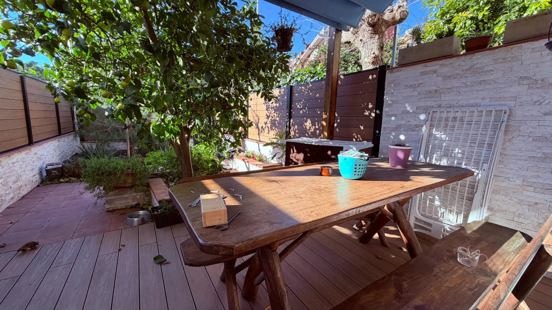 Adosado con jardín en venta en Carrer Sant Jordi
