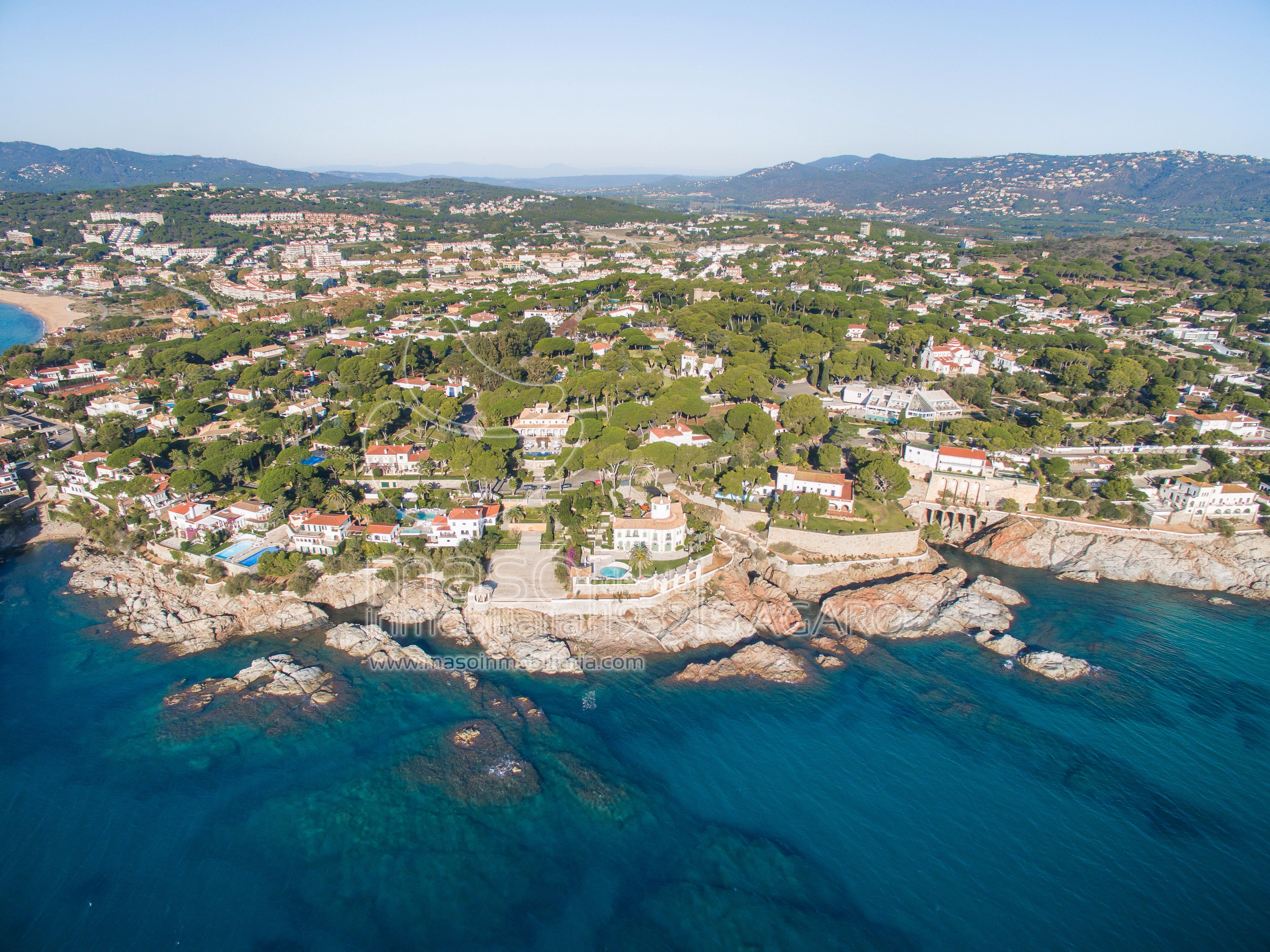 Vista exterior de Casa o xalet en venda en Castell-Platja d'Aro amb Aire condicionat, Calefacció i Jardí privat
