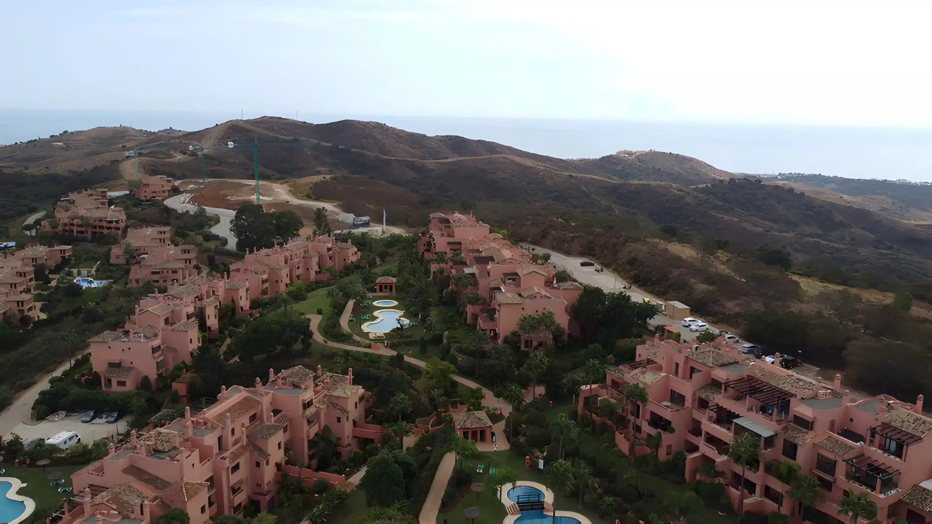 Außenansicht von Erdgeschoss zum Verkauf in Marbella mit Klimaanlage, Heizung und Terrasse
