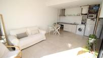 Living room of Flat for sale in Churriana de la Vega  with Air Conditioner and Balcony