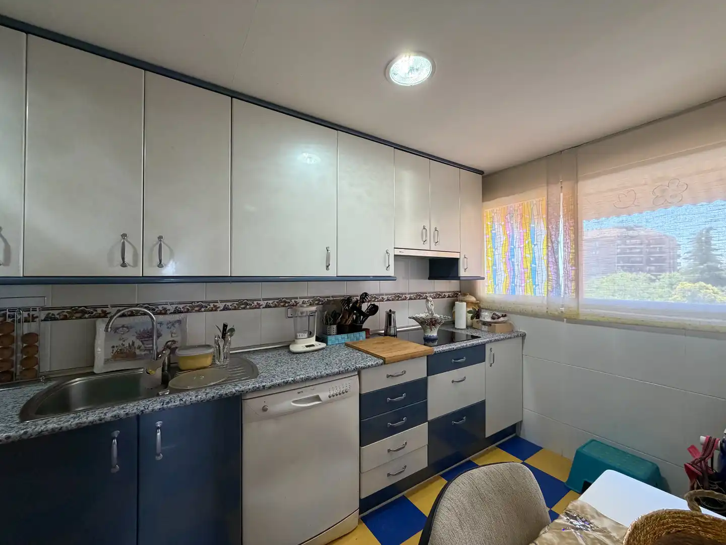 Cuina de Pis en venda en Tres Cantos amb Calefacció, Parquet i Terrassa