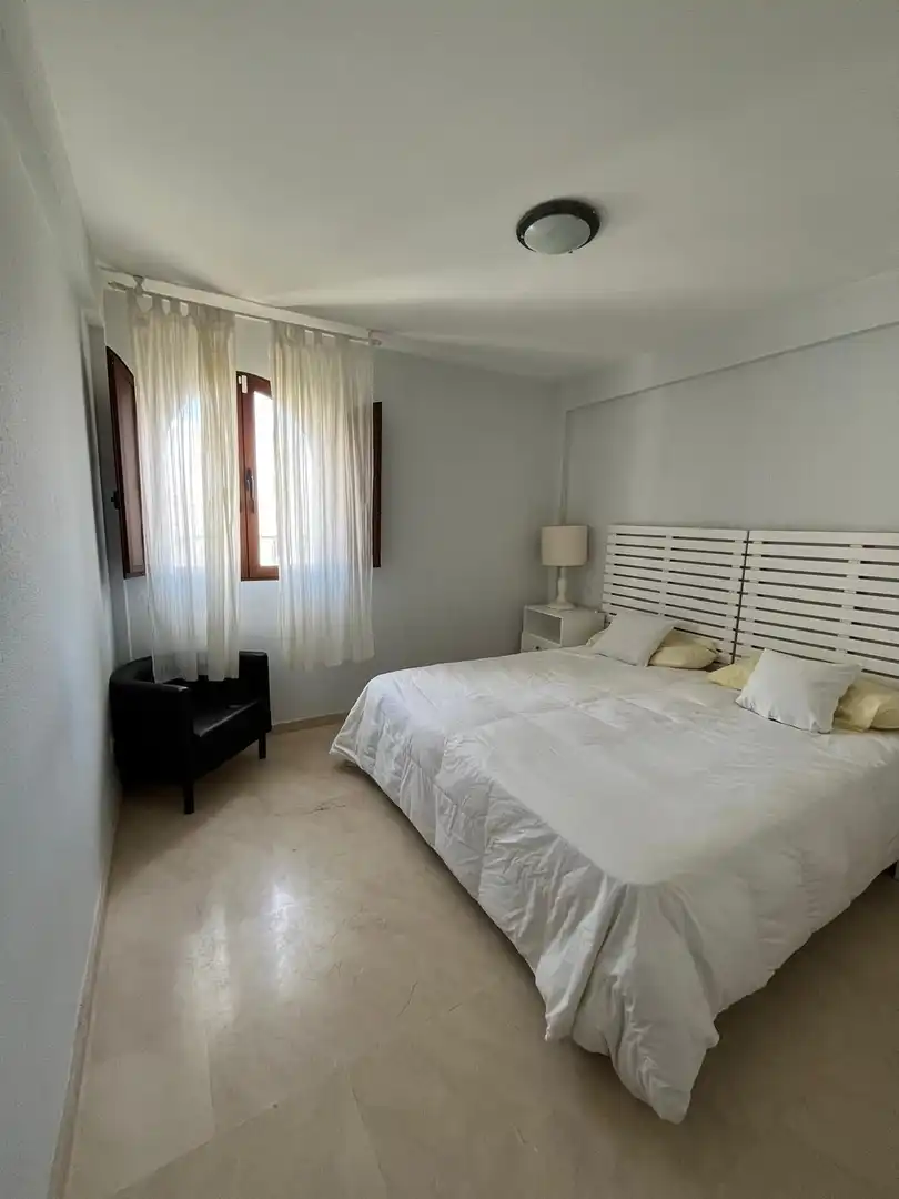 Dúplex con piscina en venta en Calahonda, imagen 4