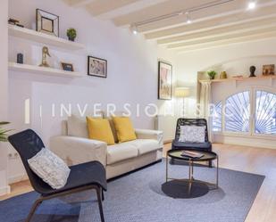 Living room of Planta baja to rent in  Barcelona Capital  with Air Conditioner, Heating and Community pool