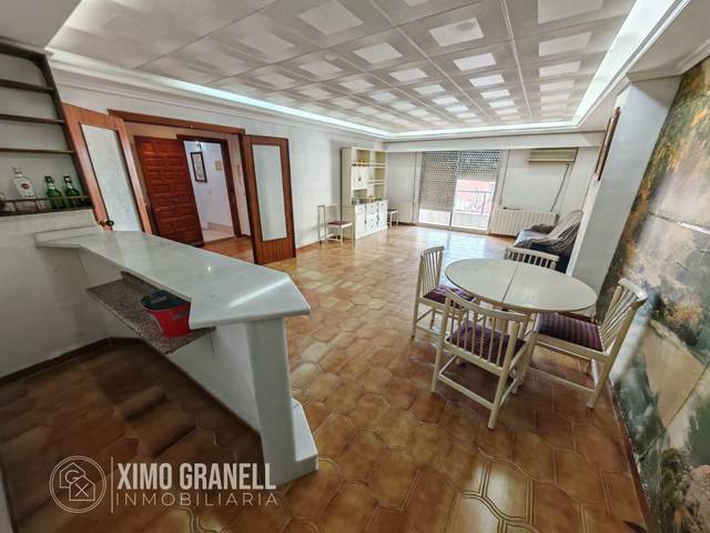 Casa-chalet en Venta en Ensanche - Parque Santa Rosa