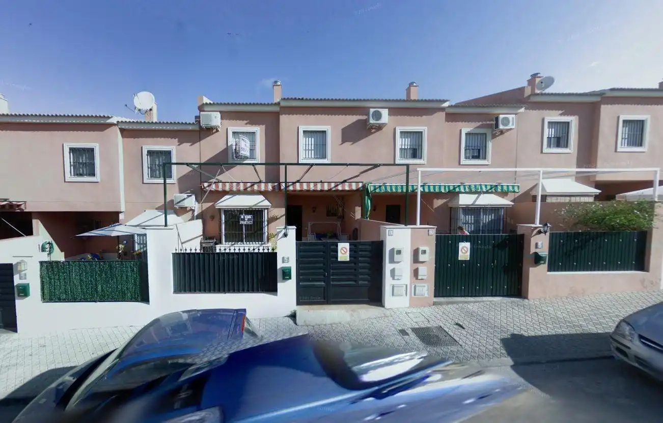 Casa adosada en venta en NEFTALI, 13, Mairena del Alcor