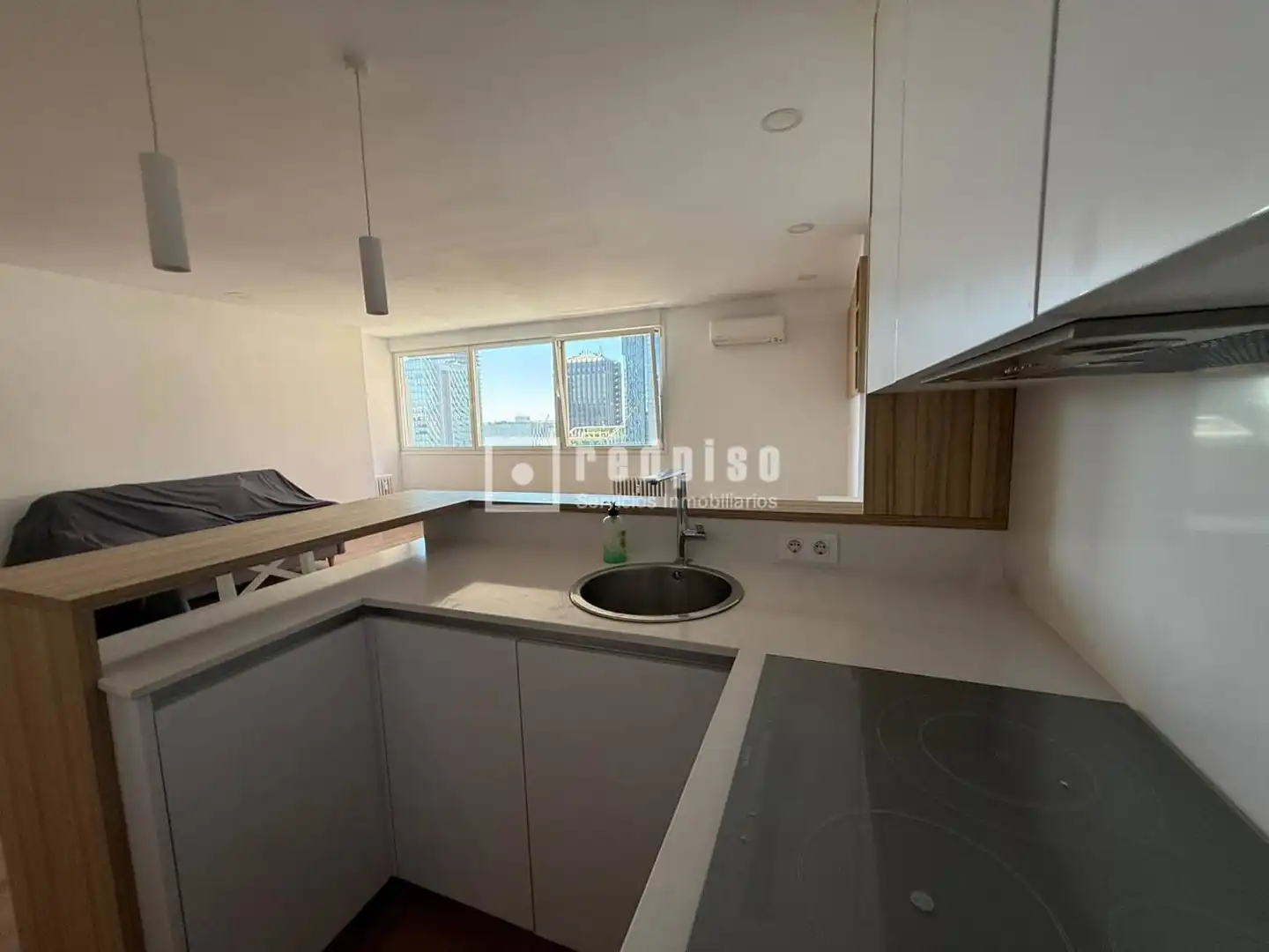 Küche von Loft zur Miete in Madrid mit Klimaanlage