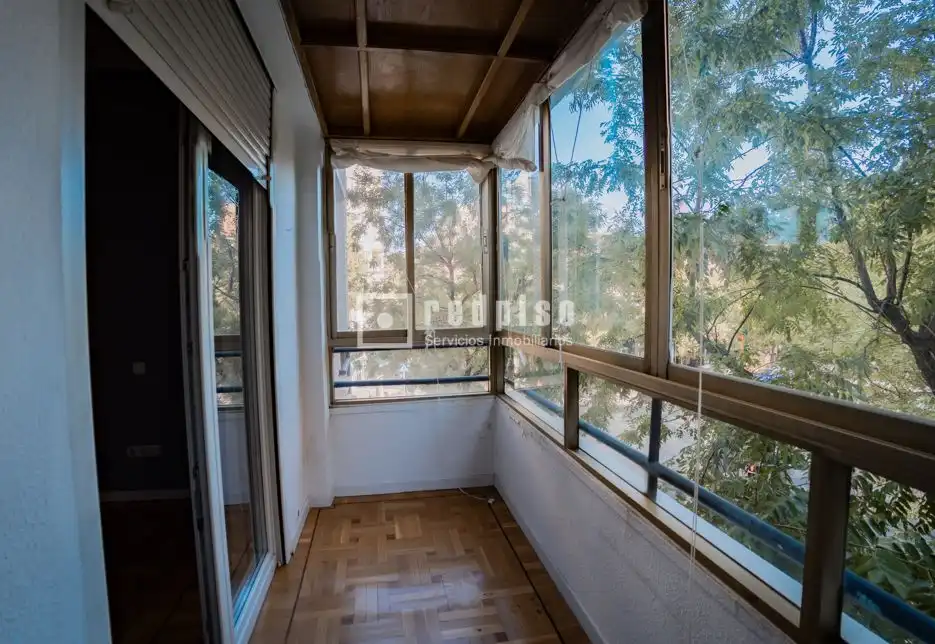 Habitación de Piso en venta en Madrid con Calefacción y Amueblado