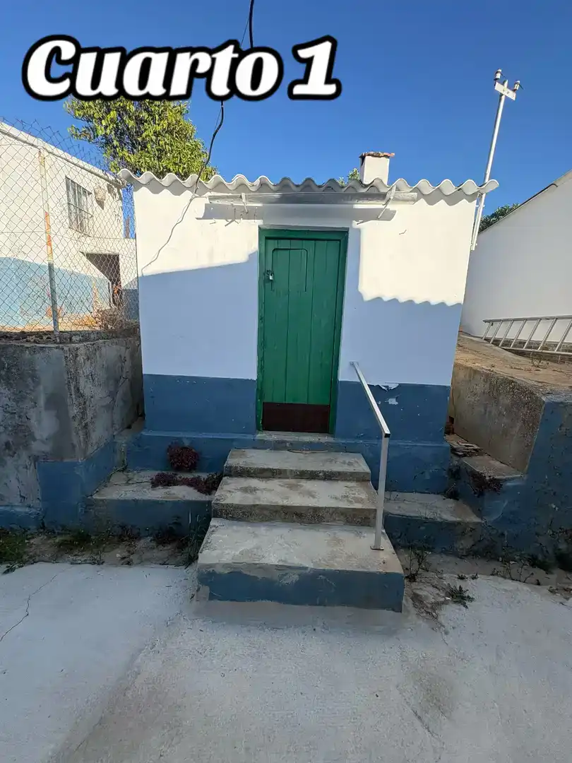 Vista exterior de Casa adosada en venda en La Zarza - Perrunal