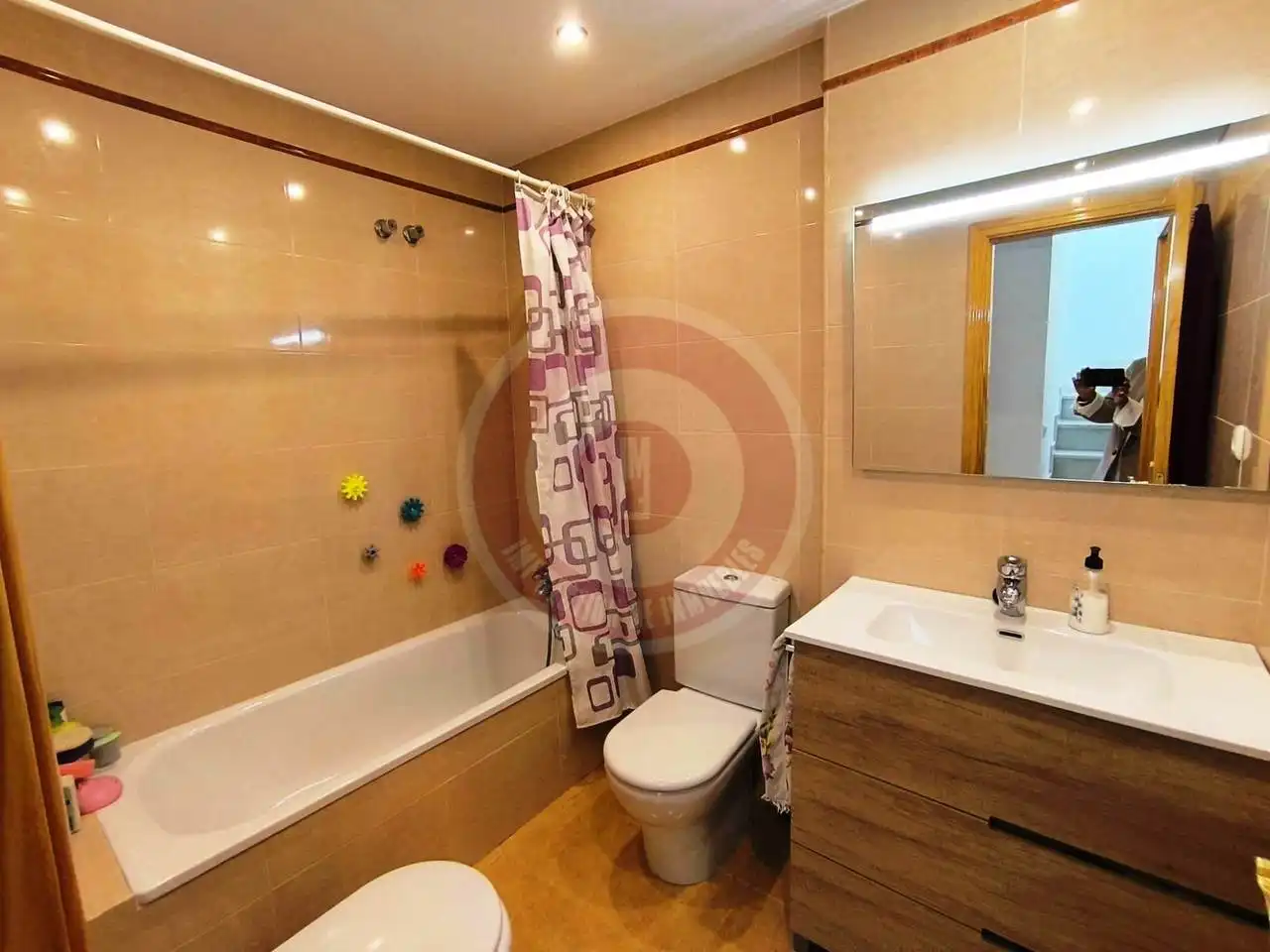 Baño de Casa adosada en venta en Vélez-Málaga con Aire acondicionado, Terraza y Balcón