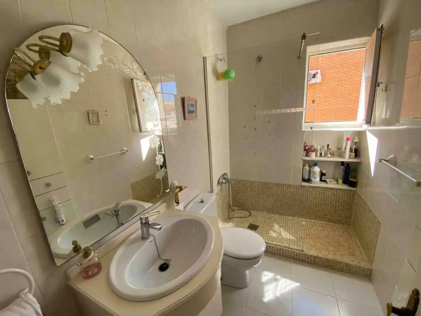 Bany de Pis en venda en Torrevieja amb Aire condicionat i Balcó