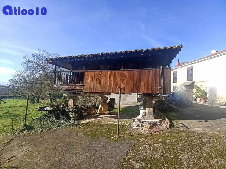 Vista exterior de Casa adosada en venta en Siero