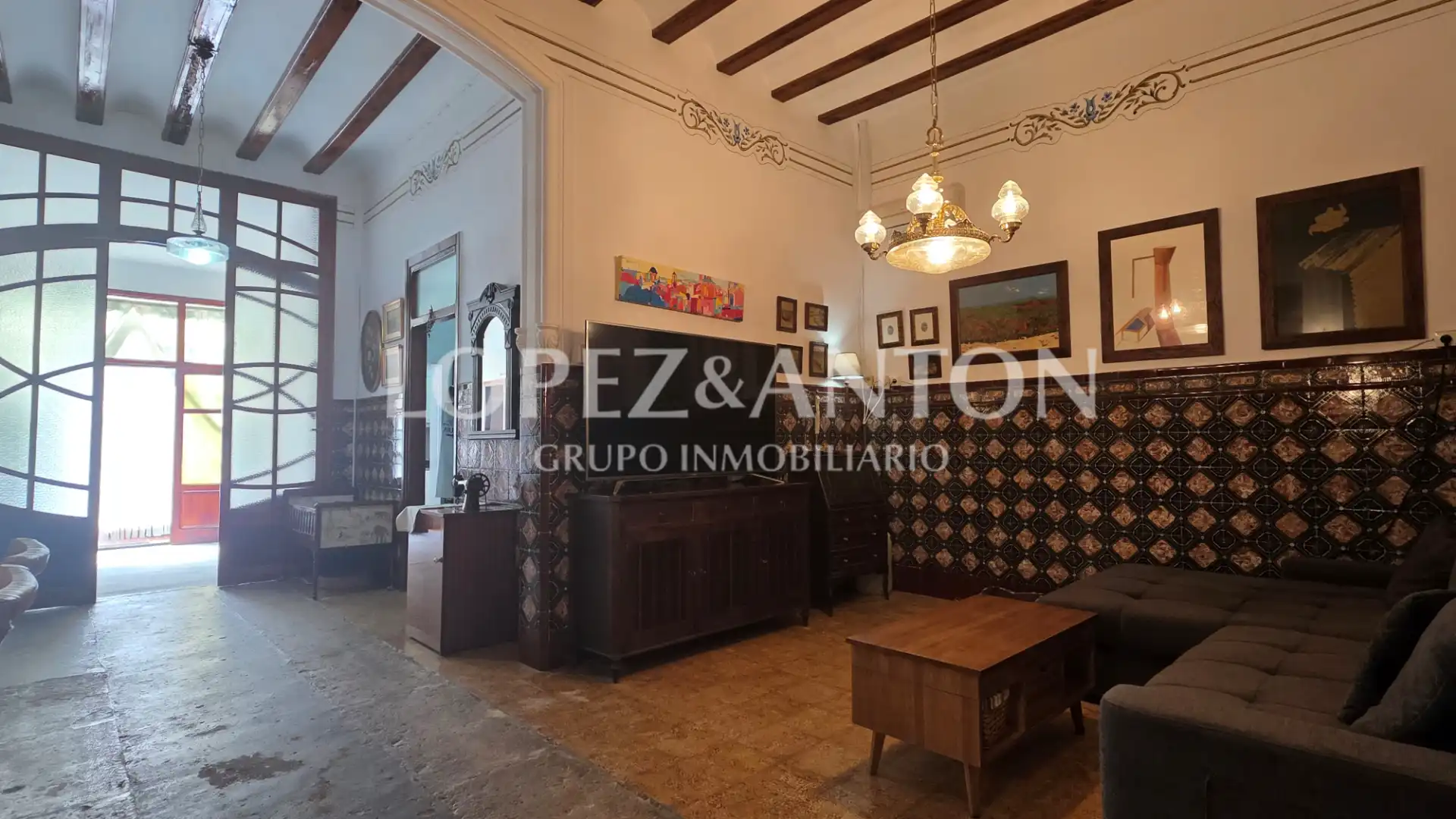 Detached homes for sale in La Pobla de Vallbona  with Air Conditioner, Terrace and Swimming Pool