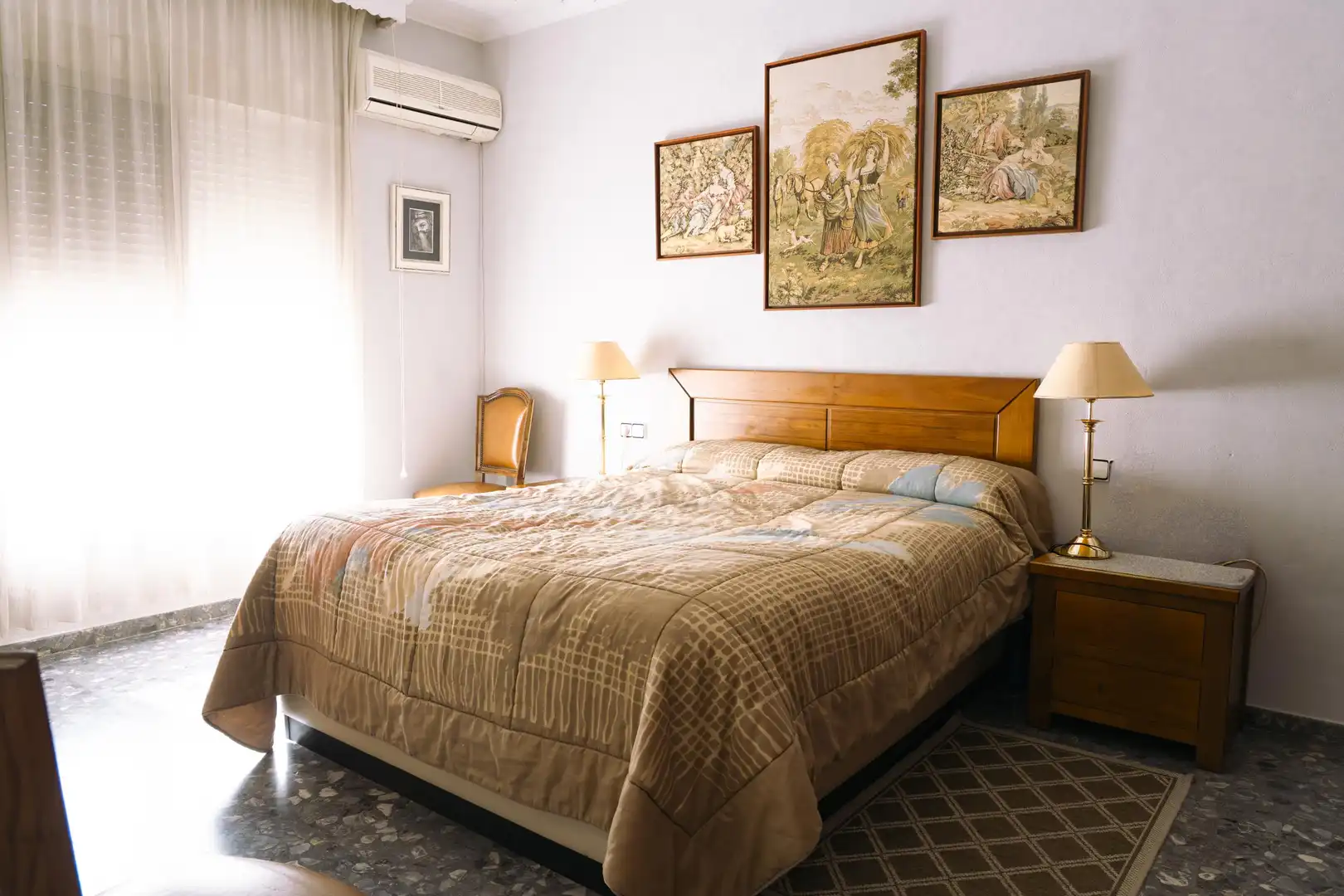 Habitación de Apartamento en venta en Coria del Río