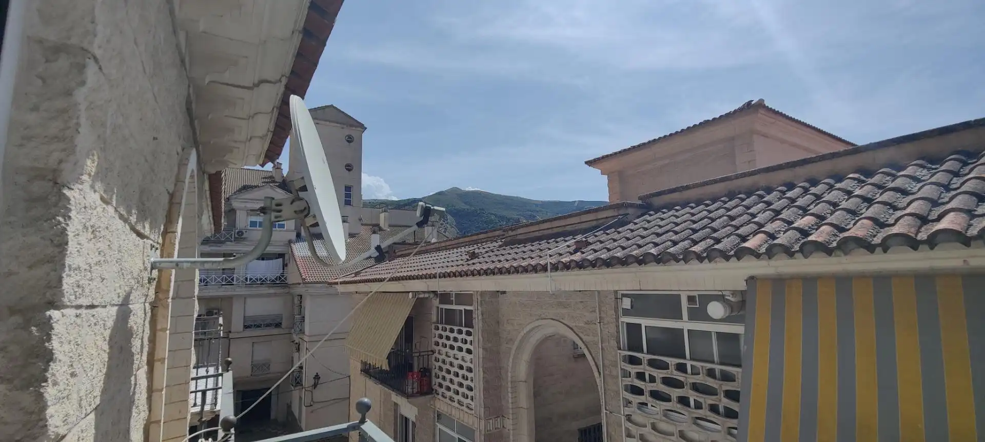 Exterior view of Flat for sale in Cenes de la Vega  with Air Conditioner, Heating and Balcony