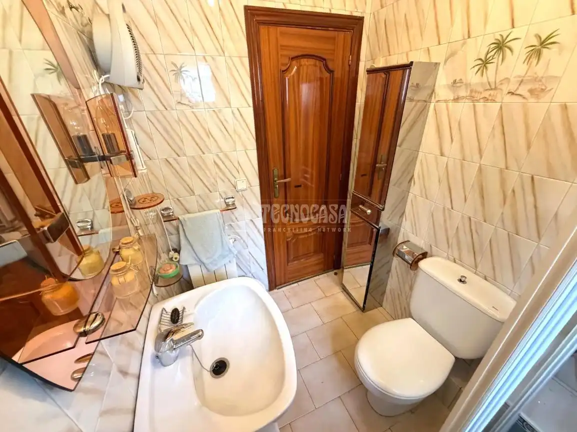Baño de Piso en venta en Madrid con Calefacción y Parquet