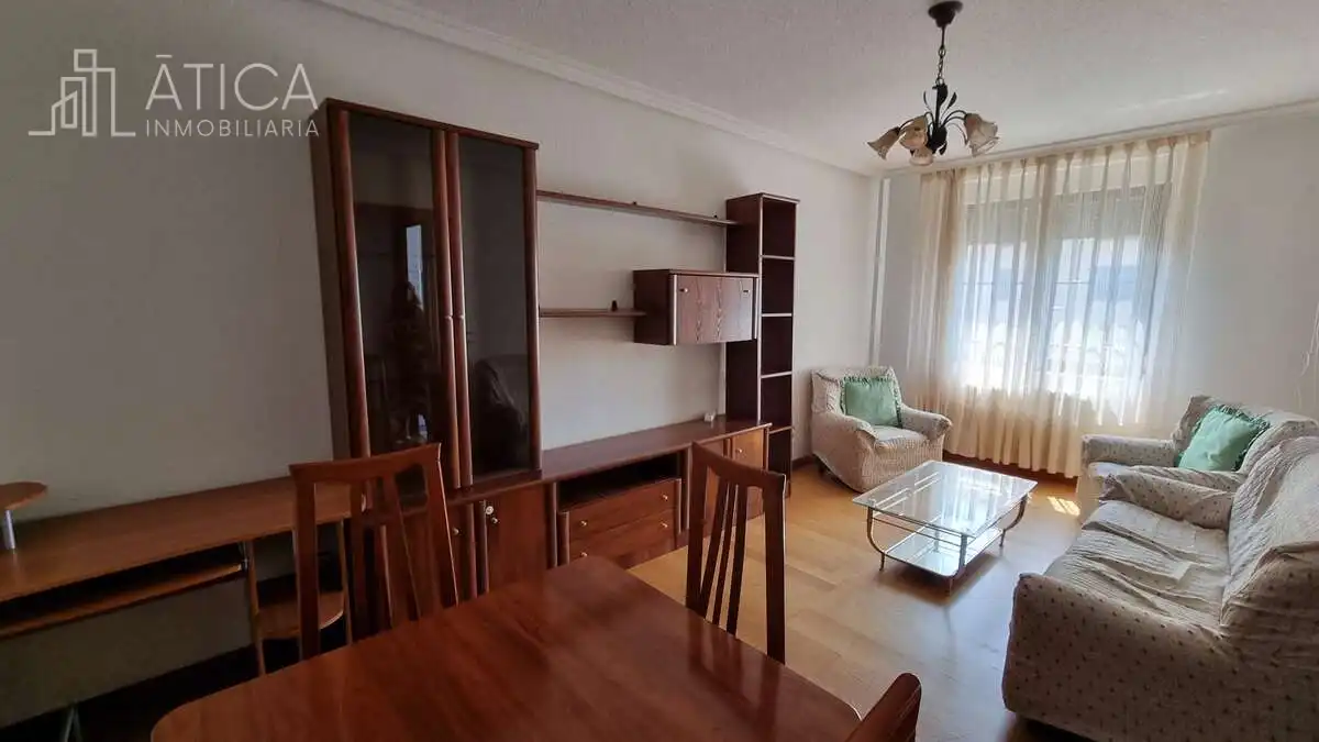 Piso de alquiler en Capuchinos - Glorieta - Ciudad Jardín