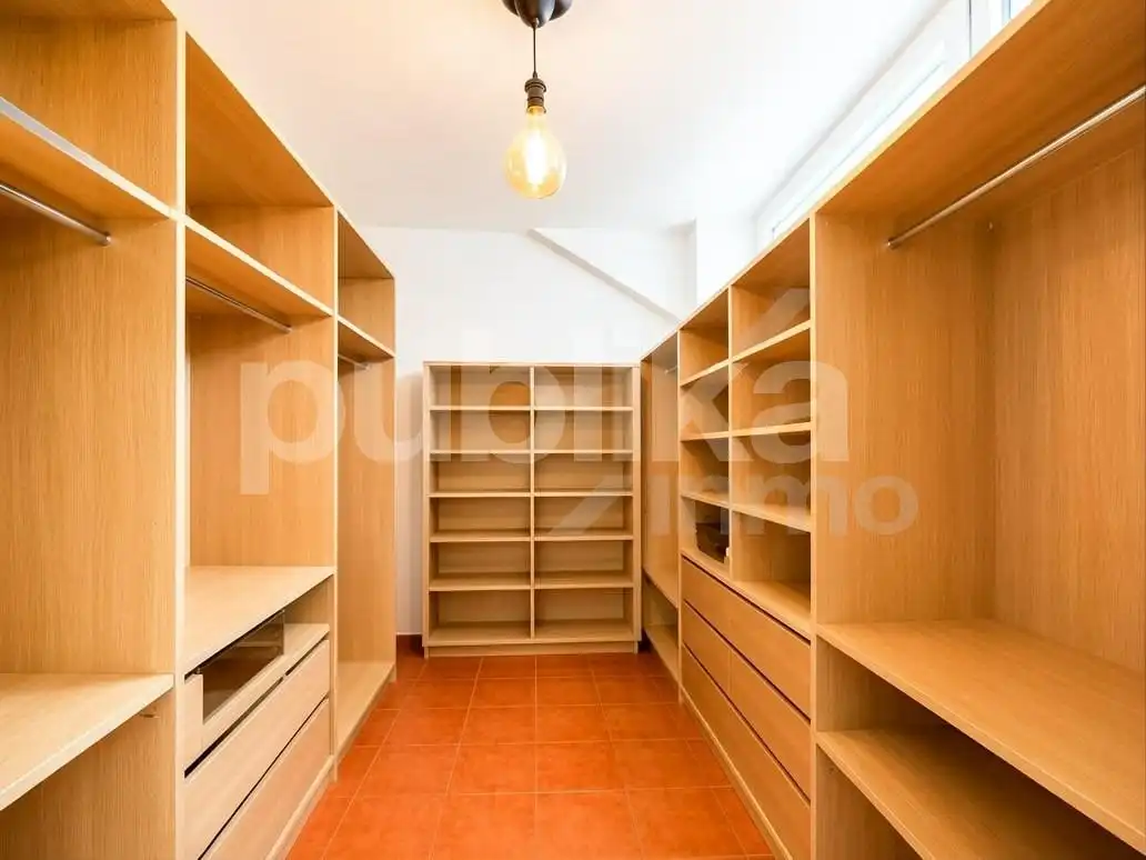 Casa o chalet en venta en San Vicente del Raspeig / Sant Vicent del Raspeig con Aire acondicionado, Calefacción y Piscina
