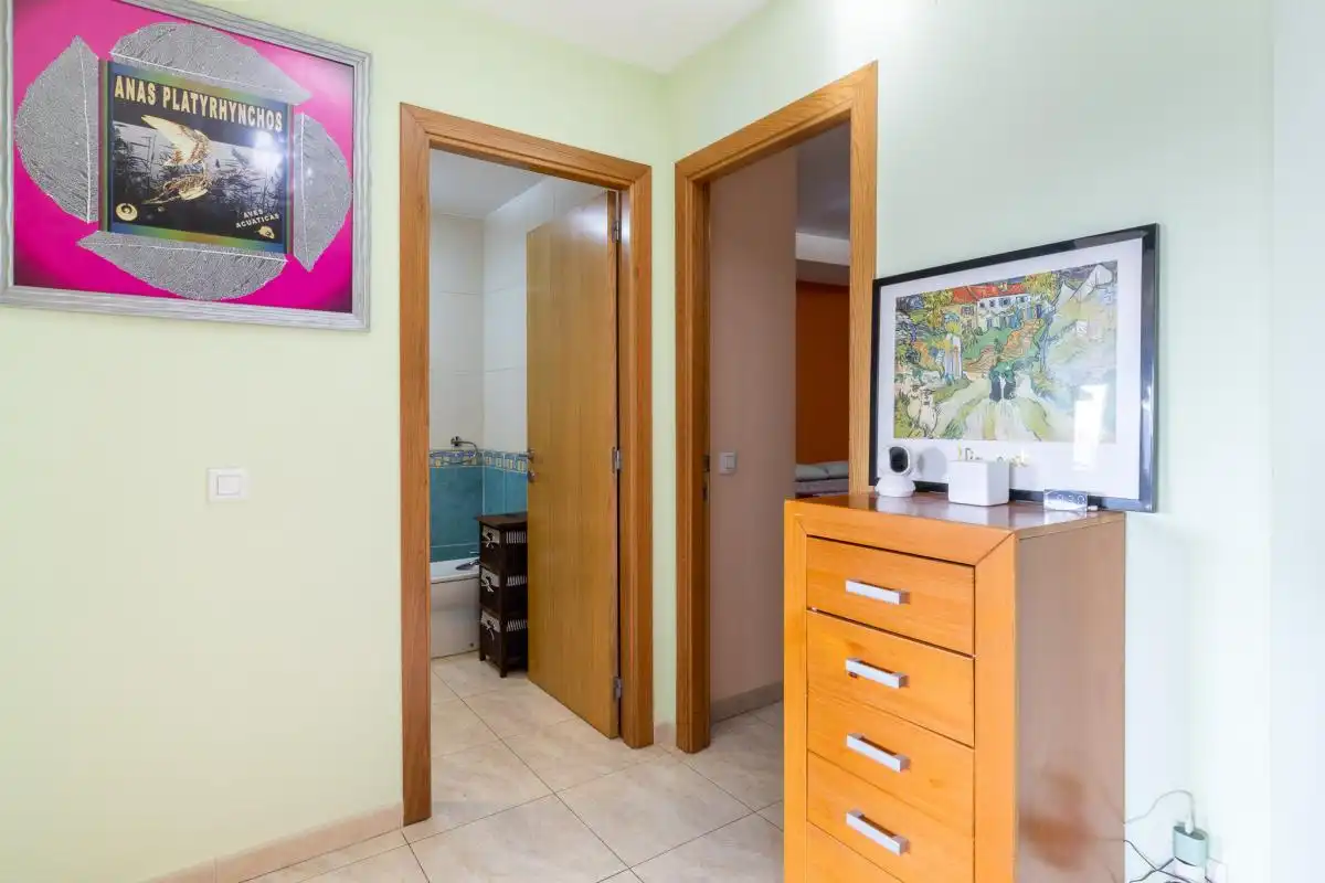 Wohnung zum Verkauf in Montserrat mit Klimaanlage und Heizung