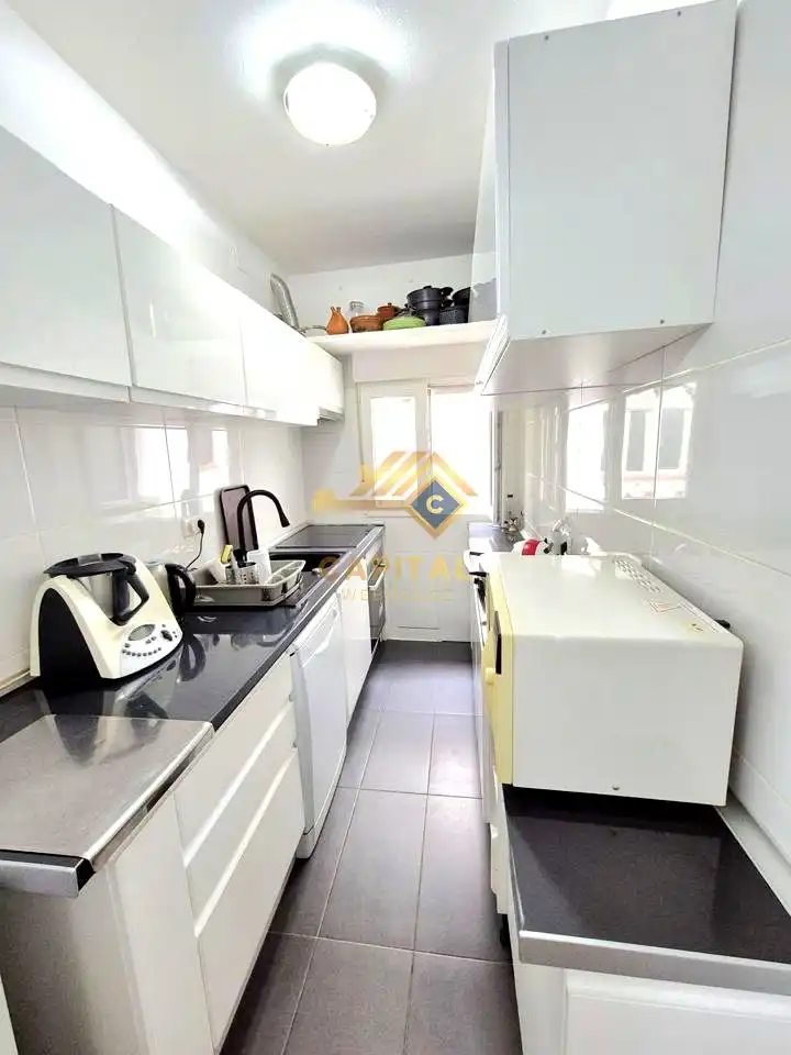 Kitchen of Flat for sale in Madrid  with Air Conditioner, Heating and Balcony