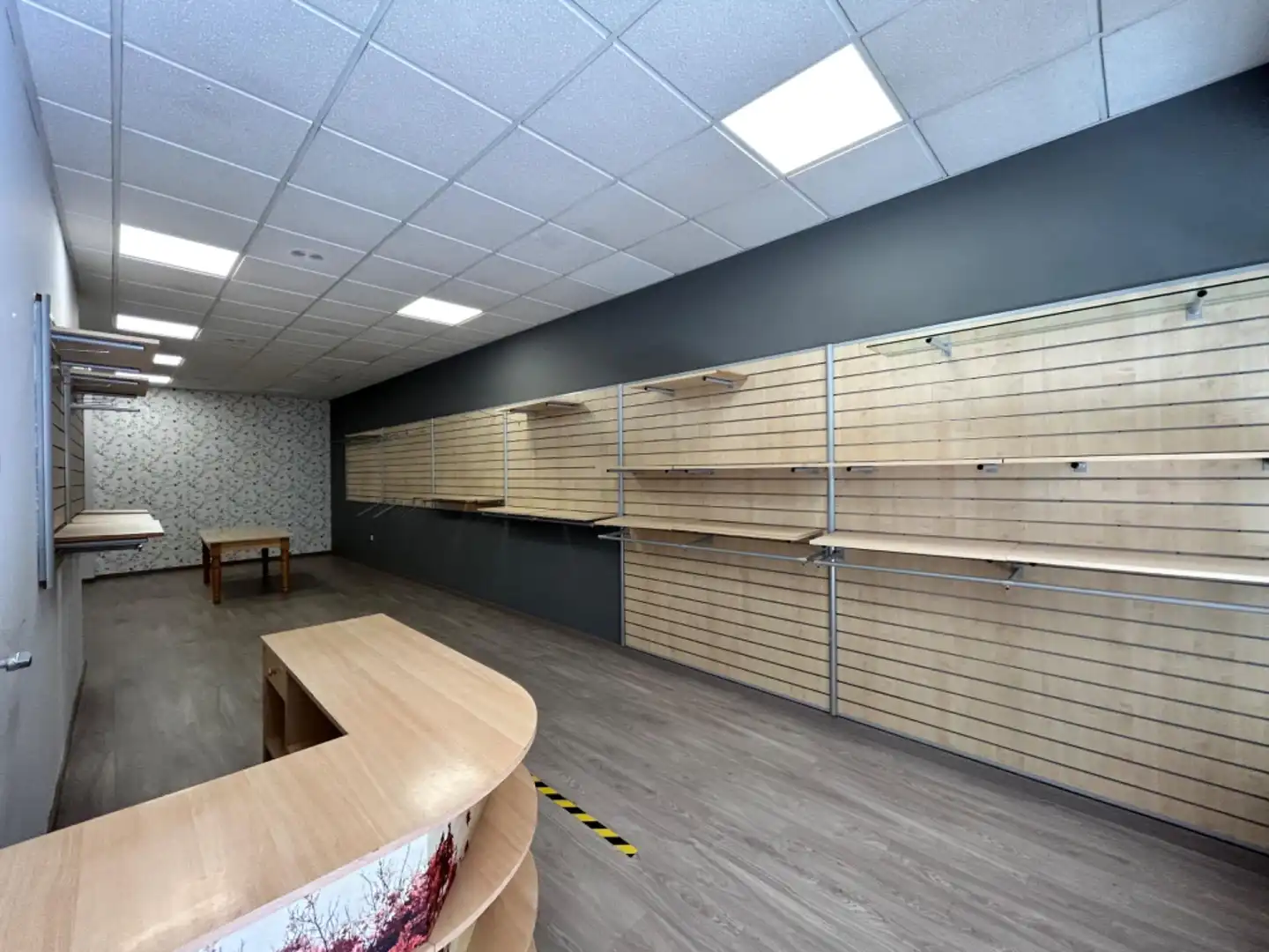 Business premises to rent in Boiro, imagen 5