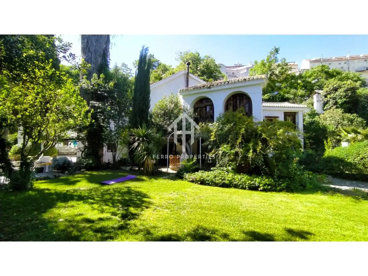 Garden of Country homes for sale in Loja  with Heating, Private garden and Swimming Pool