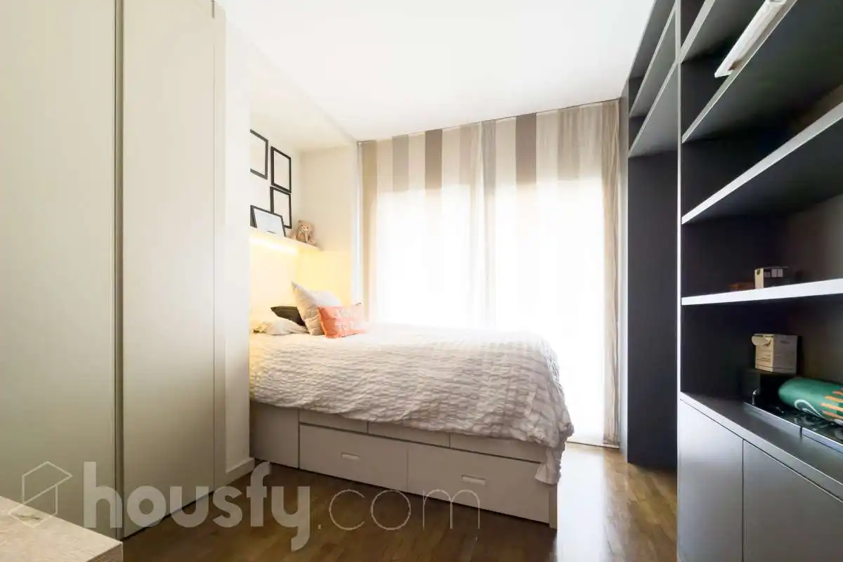 Habitación de Piso en venta en Barcelona con Aire acondicionado, Calefacción y Jardín privado