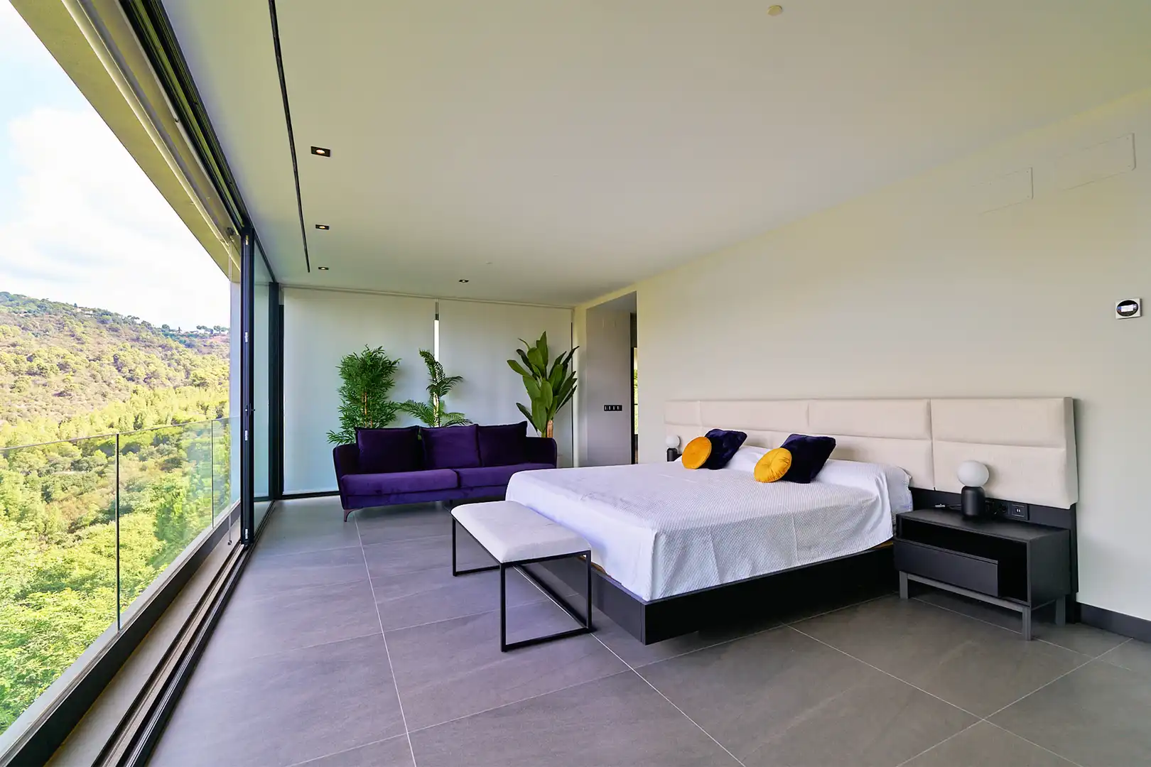 Habitación de Casa o chalet en venta en Benahavís con Aire acondicionado, Calefacción y Jardín privado