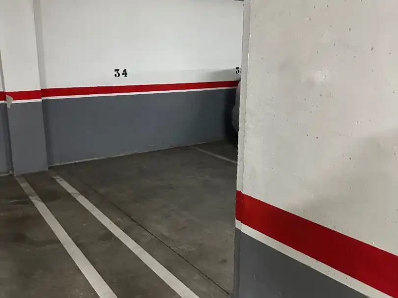Parkplatz von Garage zur Miete in Castellón de la Plana / Castelló de la Plana