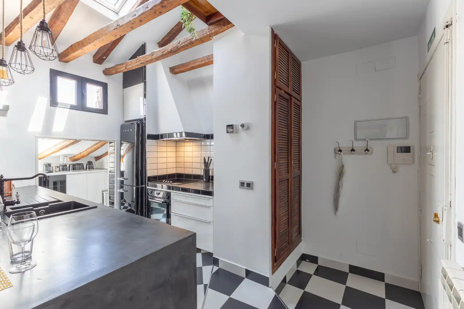 Cocina de Ático de alquiler en Madrid con Aire acondicionado, Calefacción y Parquet