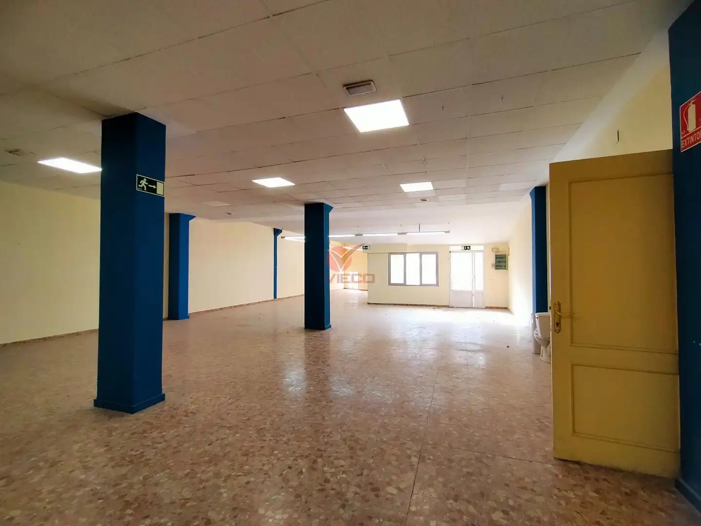 Local comercial en venda a ERAS DEL TIO CAÑAMON, imagen 7