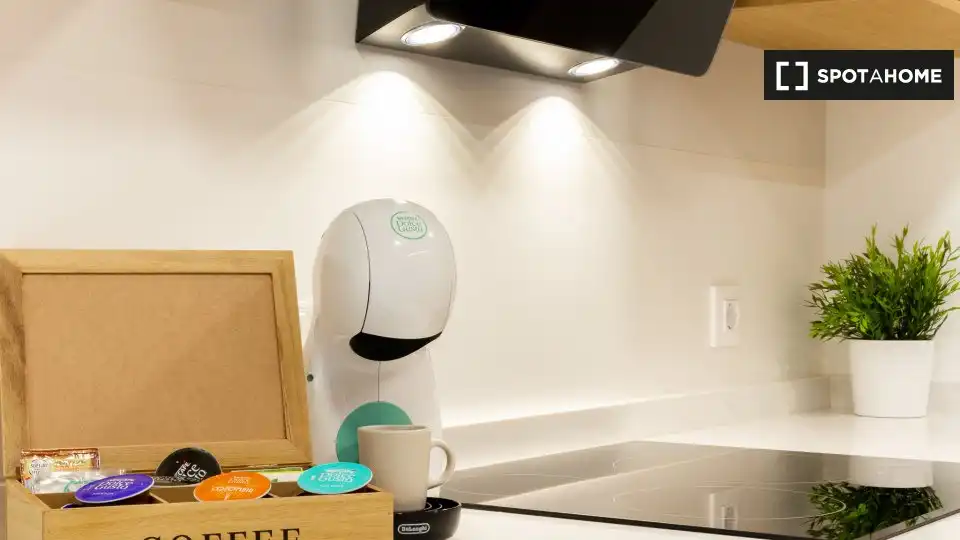 Wohnung zur Miete in Quatre Carreres, imagen 8
